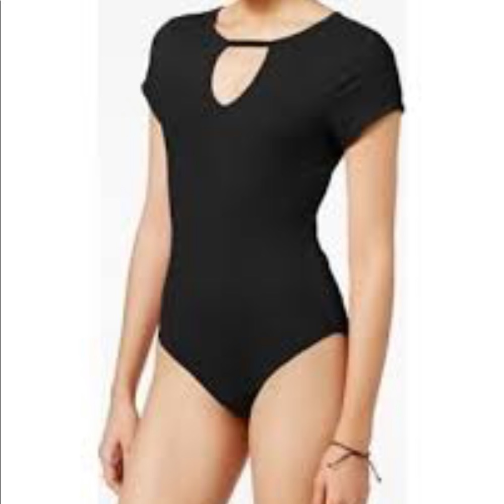Black Bodysuit with keyhole detail